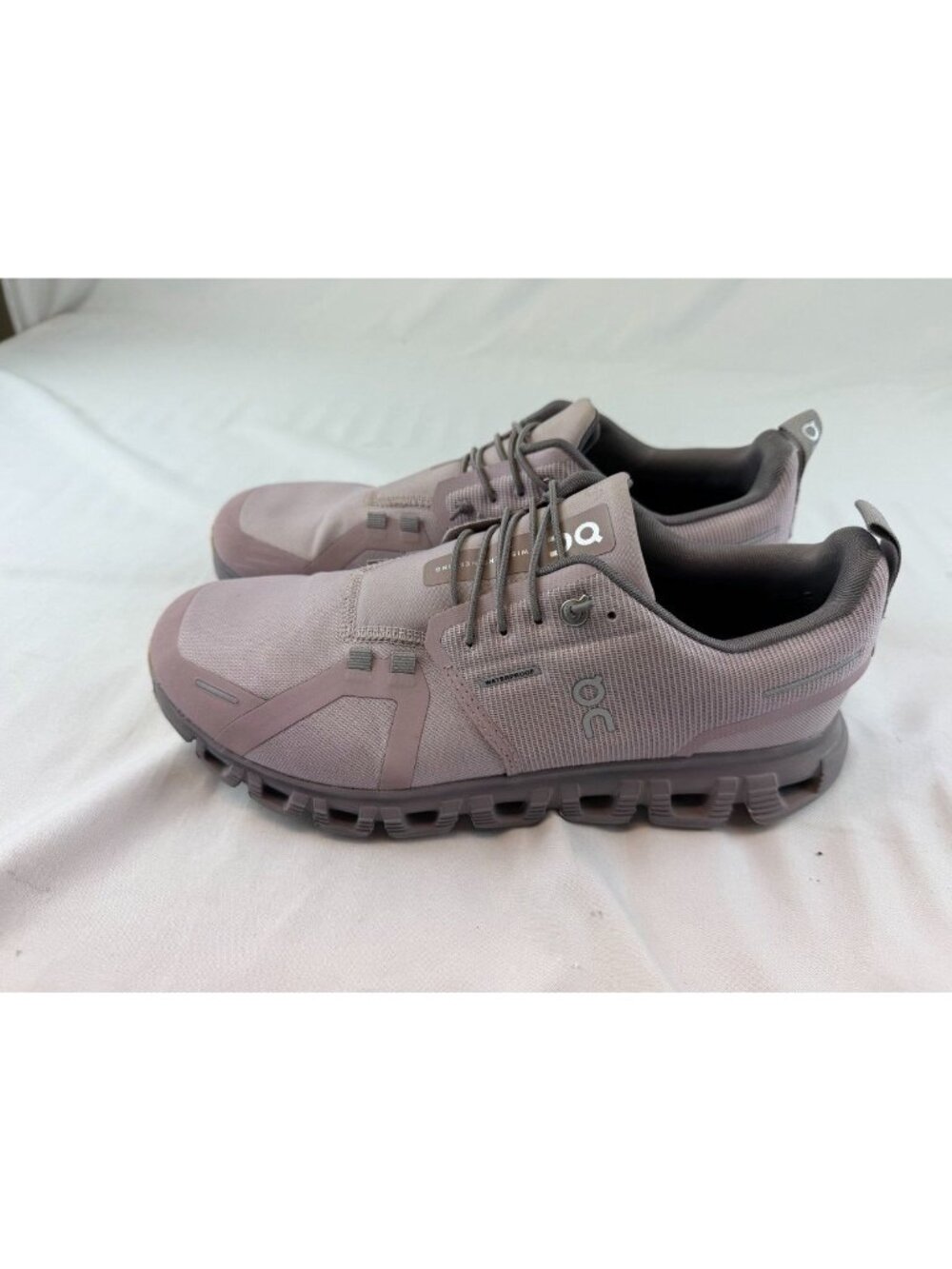 On Cloud 6 Waterproof Sneakers Running Shoes Women's 9,5 in Mauve Zinc